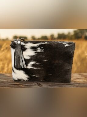 🐮 Double Sided Cowhide Wristlet 🐮